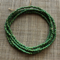 Two-Tone Green Opaque Seed Beads, 11º