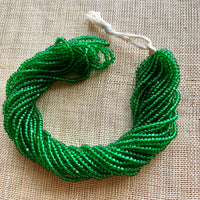 13º Transparent Emerald Green Charlotte-Cuts