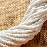 16º Old White Seed Beads