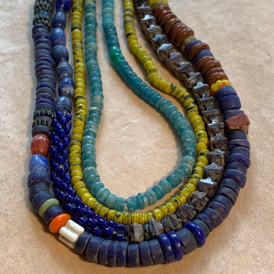 Molded Glass Mix, 4-Strands Designer Blend