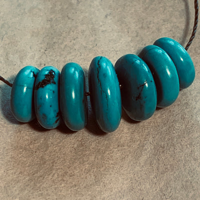 7 Vintage American Turquoise Rondelles, Graduated