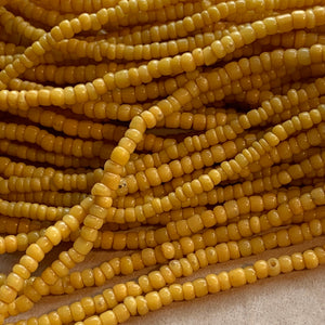 Antique Dark Yellow Seed Beads, 11º