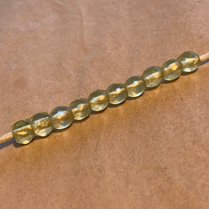 10 Antique Jonquil Vaseline Beads