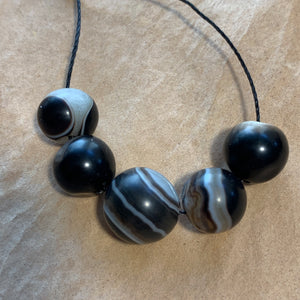 Antique Yemeni Agate Short Strand