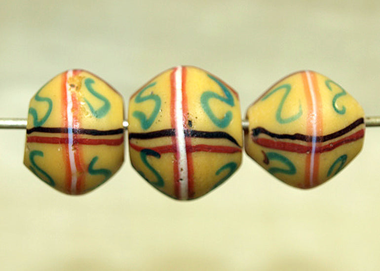 New Condition: Antique King Bead!