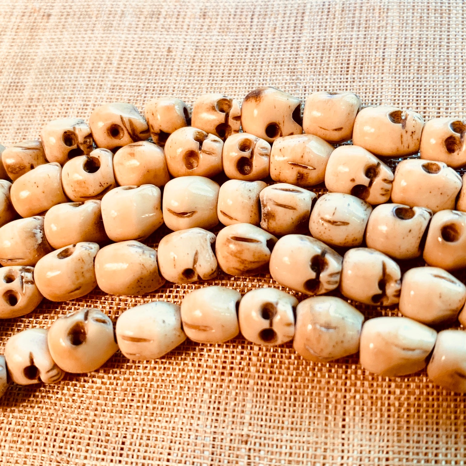 BD02425, carved bone beads, India, made in India, hand carved bone beads,  4mm bone beads, bovine, Indian bone beads, bleached bone, off white bone