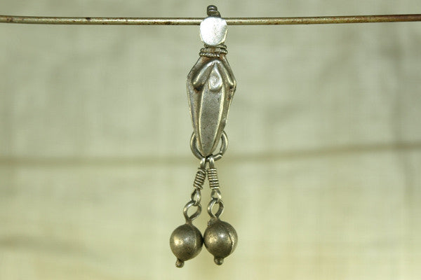 Old India Drop-Dagger Style with Baubles