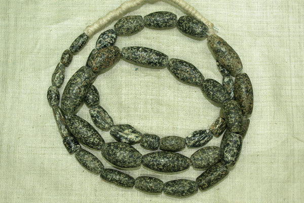 Ancient Granite Beads from Mali1