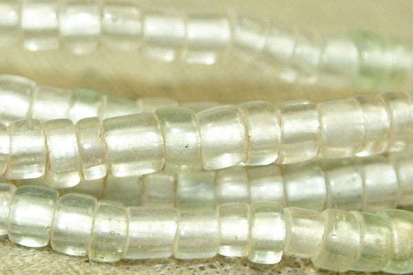 Greasy-Clear 8º seed beads