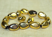 Vintage German Glass - Three-Sided Gold Window Beads