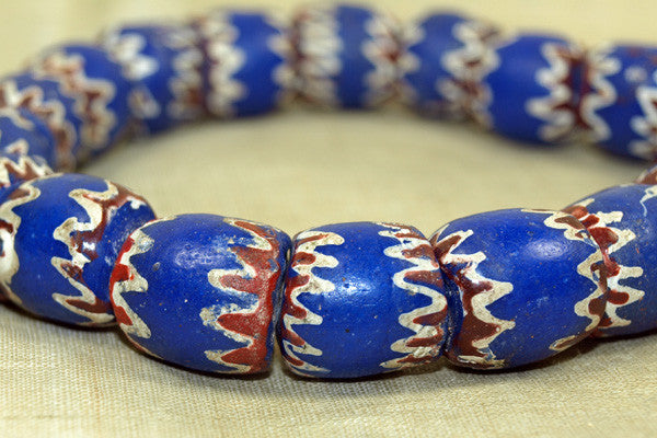 Strand of Vintage 1940s Hand-Made Glass