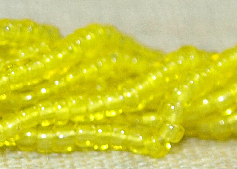 Mini Hank of 16º Transparent True Yellow Seed Beads